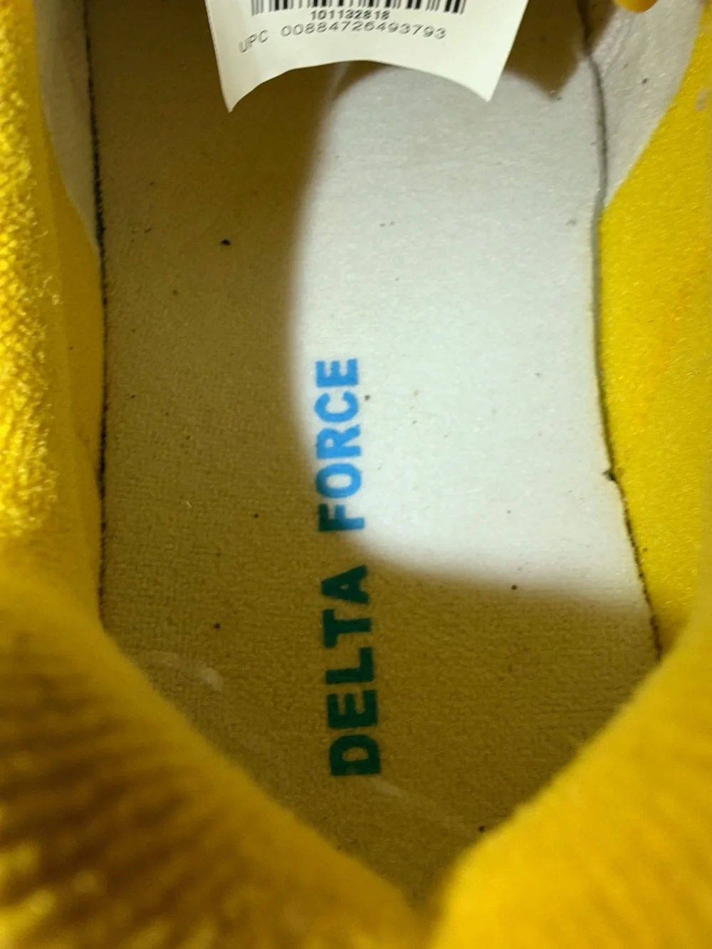 Nike Delta Force Low Kids White Red Blue Yellow Sneakers size